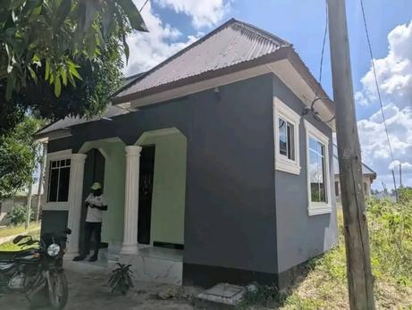 Nyumba ya vyumba vitatu inauzwa Vikindu Vianzi, Pwani Nyumba ya vyumba vitatu inauzwa Vikindu Vianzi, Pwani