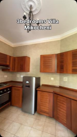 Villa (Furnished) ya vyumba vitatu inapangishwa Mikocheni, Dar Es Salaam