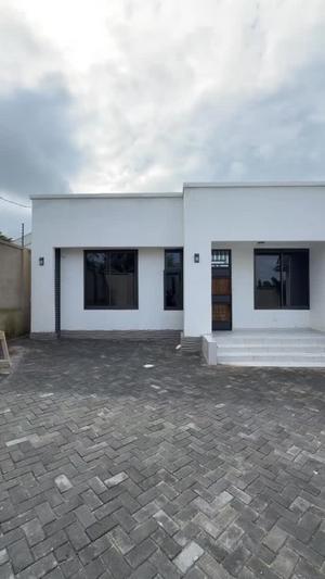 Apartment ya vyumba viwili inapangishwa Madale Centre, Dar Es Salaam