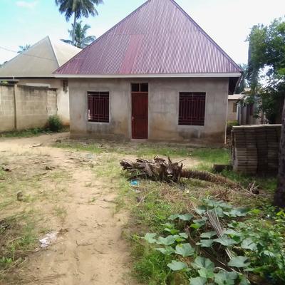 Nyumba ya vyumba 9 inauzwa Kibaha Kwa Matiasi, Pwani (405 sqm)