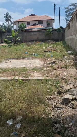 Residential Plot for Sale in Mbezi Beach, Dar Es Salaam (570 sqm) Residential Plot for Sale in Mbezi Beach, Dar Es Salaam (570 sqm)
