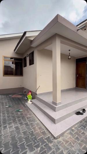 3 Bedrooms House for Rent in Mbezi Beach, Dar Es Salaam 3 Bedrooms House for Rent in Mbezi Beach, Dar Es Salaam