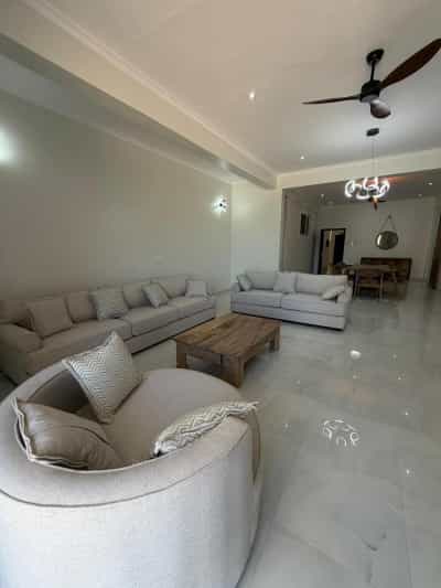 Apartment (Furnished) ya vyumba vitatu inapangishwa Masaki, Dar Es Salaam