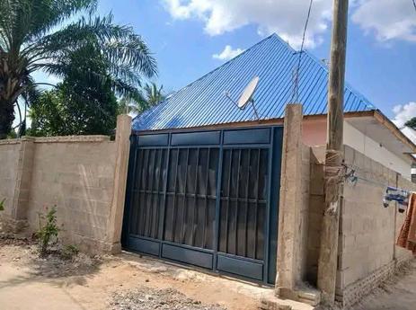 Nyumba ya vyumba vitatu inauzwa Chanika Buyuni, Dar Es Salaam Nyumba ya vyumba vitatu inauzwa Chanika Buyuni, Dar Es Salaam