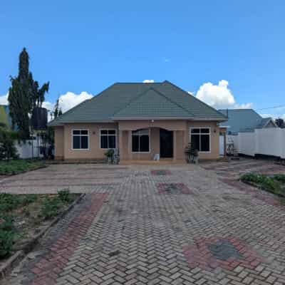 Nyumba ya vyumba vinne inapangishwa Mbezi Kifuru Mwisho, Dar Es Salaam