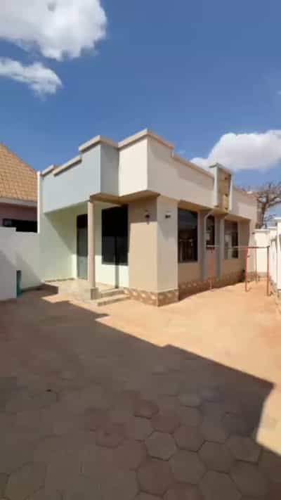 House for Rent in Osterbay, Dar Es Salaam