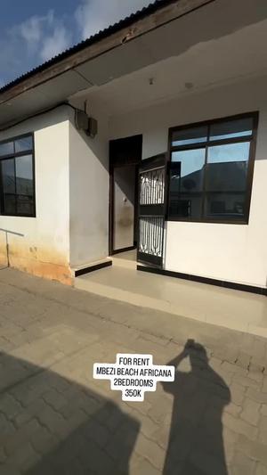 Nyumba ya vyumba viwili inapangishwa Mbezi Beach Afrikana, Dar Es Salaam Nyumba ya vyumba viwili inapangishwa Mbezi Beach Afrikana, Dar Es Salaam