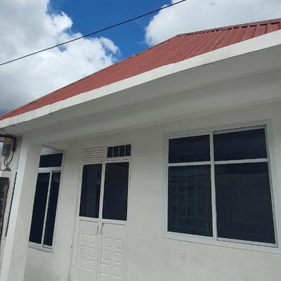 Nyumba ya vyumba vitatu inauzwa Pugu Mnadani, Dar Es Salaam Nyumba ya vyumba vitatu inauzwa Pugu Mnadani, Dar Es Salaam