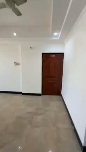 Apartment ya vyumba vitatu inauzwa Kariakoo Swahili, Dar Es Salaam Apartment ya vyumba vitatu inauzwa Kariakoo Swahili, Dar Es Salaam