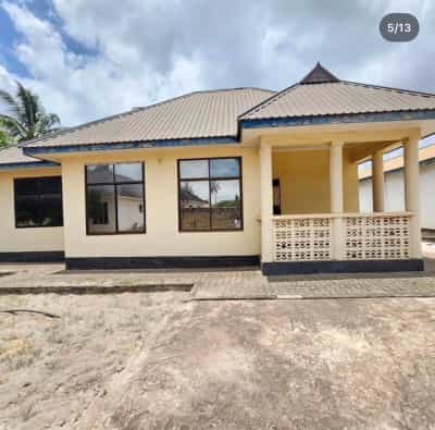 3 Bedrooms House for Rent in Kitunda Relin, Dar Es Salaam