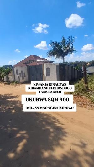 Kiwanja kinauzwa Kibamba Shule Hondogo, Dar Es Salaam sqm 900 Kiwanja kinauzwa Kibamba Shule Hondogo, Dar Es Salaam sqm 900