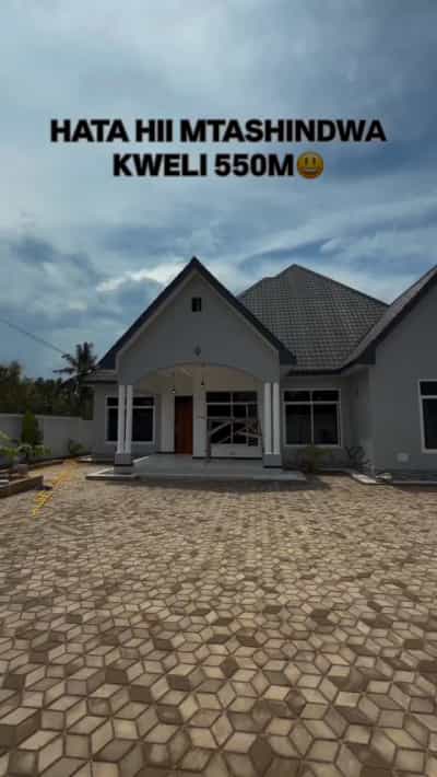 Nyumba ya vyumba vinne inauzwa Goba Senta/Kwa awadhi, Dar Es Salaam (800 sqm)