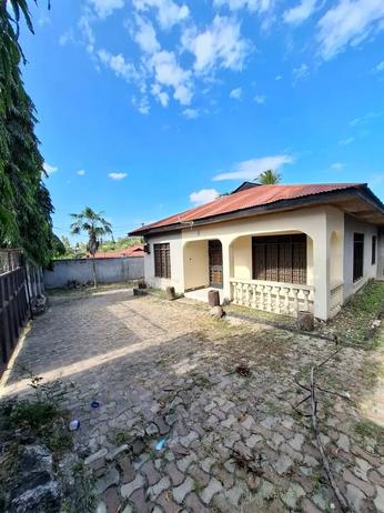 3 Bedrooms House/Apartment for Rent in Msuguri, Dar Es Salaam