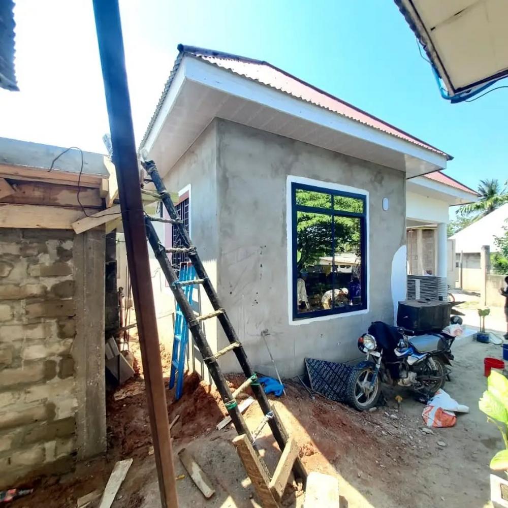 media -1 media -1