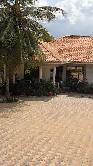 4 Bedrooms House for Sale in Goba Kulangwa, Dar Es Salaam (2000 sqm) 4 Bedrooms House for Sale in Goba Kulangwa, Dar Es Salaam (2000 sqm)