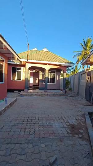 Nyumba ya vyumba vitatu inapangishwa Chanika, Dar Es Salaam Nyumba ya vyumba vitatu inapangishwa Chanika, Dar Es Salaam