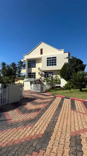 Villa ya vyumba vinne inapangishwa Salasala, Dar Es Salaam Villa ya vyumba vinne inapangishwa Salasala, Dar Es Salaam