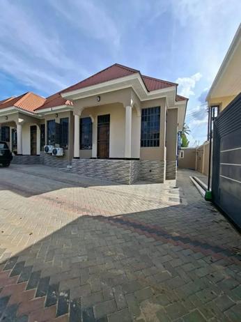 Apartment ya vyumba viwili inapangishwa Madale, Dar Es Salaam
