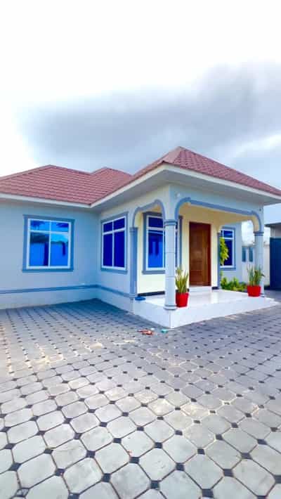 Nyumba ya vyumba vitatu inapangishwa Kitunda Mwanagat, Dar Es Salaam Nyumba ya vyumba vitatu inapangishwa Kitunda Mwanagat, Dar Es Salaam