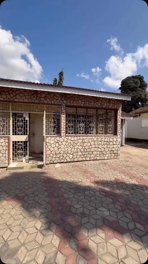 4 Bedrooms House for Rent in Mbezi Beach Masana, Dar Es Salaam 4 Bedrooms House for Rent in Mbezi Beach Masana, Dar Es Salaam
