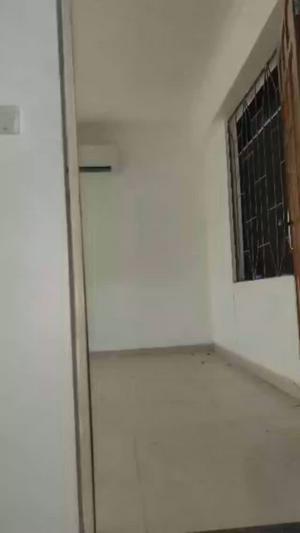 Apartment ya vyumba vitatu inapangishwa Kariakoo, Dar Es Salaam Apartment ya vyumba vitatu inapangishwa Kariakoo, Dar Es Salaam