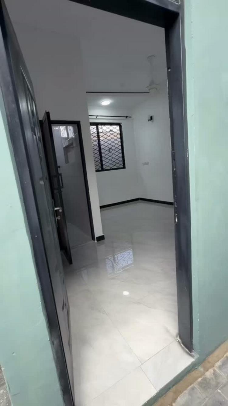 media -1 media -1