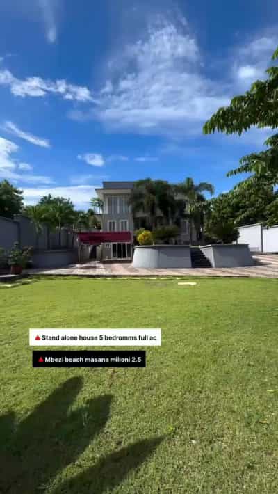 5 Bedrooms House for Rent in Mbezi Beach Masana, Dar Es Salaam