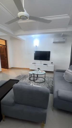 Apartment (Furnished) ya chumba kimoja inapangishwa Msasani, Dar Es Salaam Apartment (Furnished) ya chumba kimoja inapangishwa Msasani, Dar Es Salaam