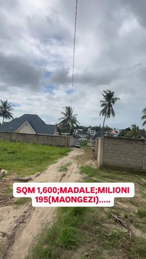 Kiwanja kinauzwa Madale, Dar Es Salaam (1600 sqm)