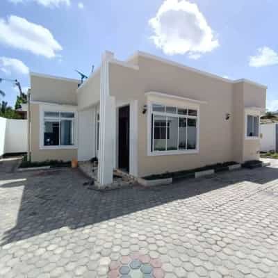 2 Bedrooms Apartment for Rent in Kimara Temboni, Dar Es Salaam