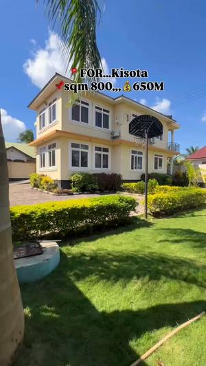 Nyumba ya vyumba vinne inauzwa Kisota, Dar Es Salaam (800 sqm) Nyumba ya vyumba vinne inauzwa Kisota, Dar Es Salaam (800 sqm)
