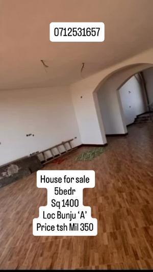 Nyumba ya vyumba vitano inauzwa Bunju A, Dar Es Salaam (1400 sqm)