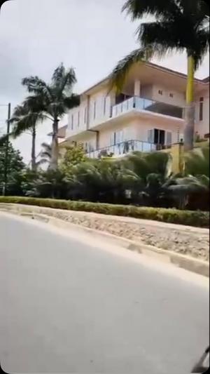 Shule inauzwa Mbezi Beach Upande Wa Chini, Dar Es Salaam (9000 sqm)