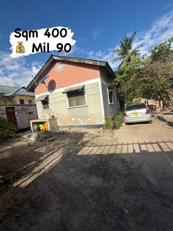 Nyumba ya vyumba vitatu inauzwa Tabata Segerea, Dar Es Salaam (400 sqm) Nyumba ya vyumba vitatu inauzwa Tabata Segerea, Dar Es Salaam (400 sqm)