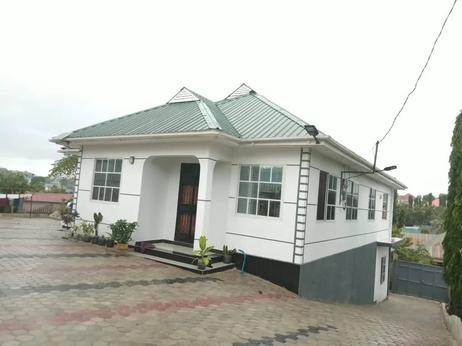 Nyumba ya vyumba vitatu inapangishwa Kwa Msuguri, Dar Es Salaam