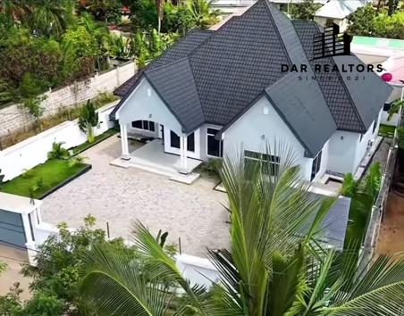 Nyumba ya vyumba vinne inauzwa Goba Centre, Dar Es Salaam (800 sqm) Nyumba ya vyumba vinne inauzwa Goba Centre, Dar Es Salaam (800 sqm)