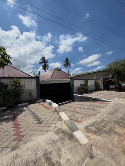 2 Bedrooms Apartment for Rent in Kijitonyama, Dar Es Salaam