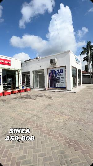 Duka linapangishwa Sinza, Dar Es Salaam