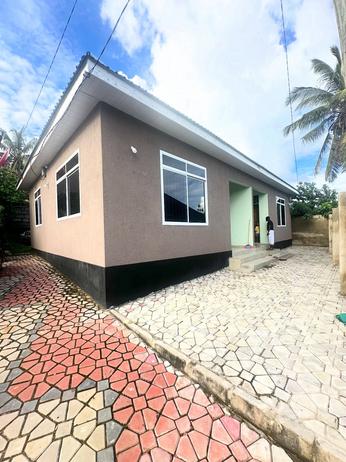 3 Bedrooms House/Apartment for Rent in Tabata Kinyerezi Msikiti, Dar Es Salaam