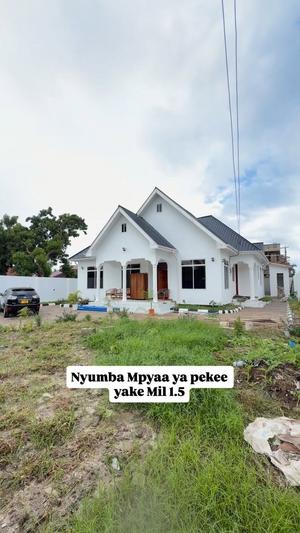 3 Bedrooms House for Rent in Tegeta Namanga, Dar Es Salaam