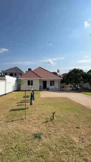 Nyumba ya vyumba vitatu inapangishwa Ununio Beach, Dar Es Salaam Nyumba ya vyumba vitatu inapangishwa Ununio Beach, Dar Es Salaam
