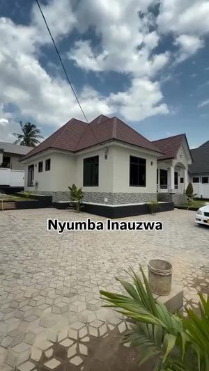 Nyumba ya vyumba vinne inauzwa Goba kwa Awadhi, Dar Es Salaam (800 sqm) Nyumba ya vyumba vinne inauzwa Goba kwa Awadhi, Dar Es Salaam (800 sqm)