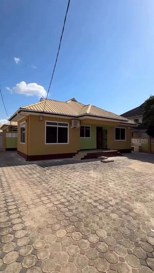 Nyumba ya vyumba viwili inapangishwa Tegeta Namanga, Dar Es Salaam