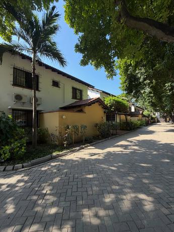 4 Bedrooms Villa for Rent in Oysterbay, Dar Es Salaam