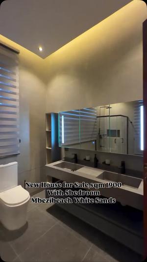 6 Bedrooms House for Sale in Mbezi Beach White Sand, Dar Es Salaam (1900 sqm) 6 Bedrooms House for Sale in Mbezi Beach White Sand, Dar Es Salaam (1900 sqm)