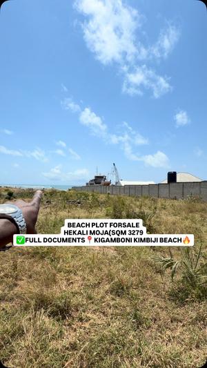 Beach Plot kinauzwa Kigamboni, Kibada Beach No. 1, Dar Es Salaam (3200 sqm)