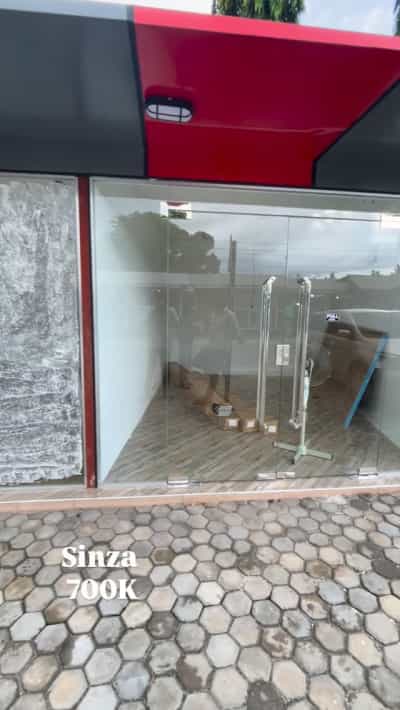 Duka linapangishwa Sinza, Dar Es Salaam