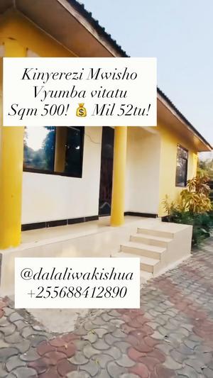 Nyumba ya vyumba vitatu inauzwa Kinyerezi Mwisho, Dar Es Salaam (500 sqm) Nyumba ya vyumba vitatu inauzwa Kinyerezi Mwisho, Dar Es Salaam (500 sqm)