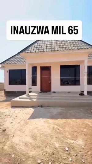 Nyumba inauzwa Michese (600 sqm) Nyumba inauzwa Michese (600 sqm)