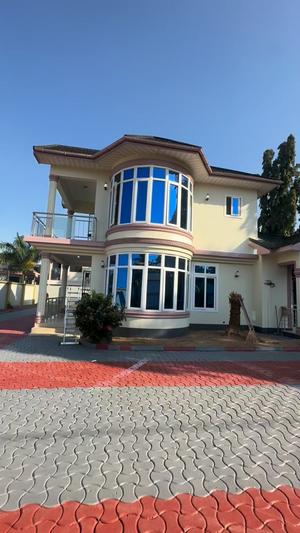 Nyumba ya vyumba vinne inapangishwa Salasala, Dar Es Salaam Nyumba ya vyumba vinne inapangishwa Salasala, Dar Es Salaam